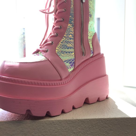 PRE LOVED - Cape Robbin Pink Poison Platforms Boots in Pink/9 - SH217 - Picture 4 of 7